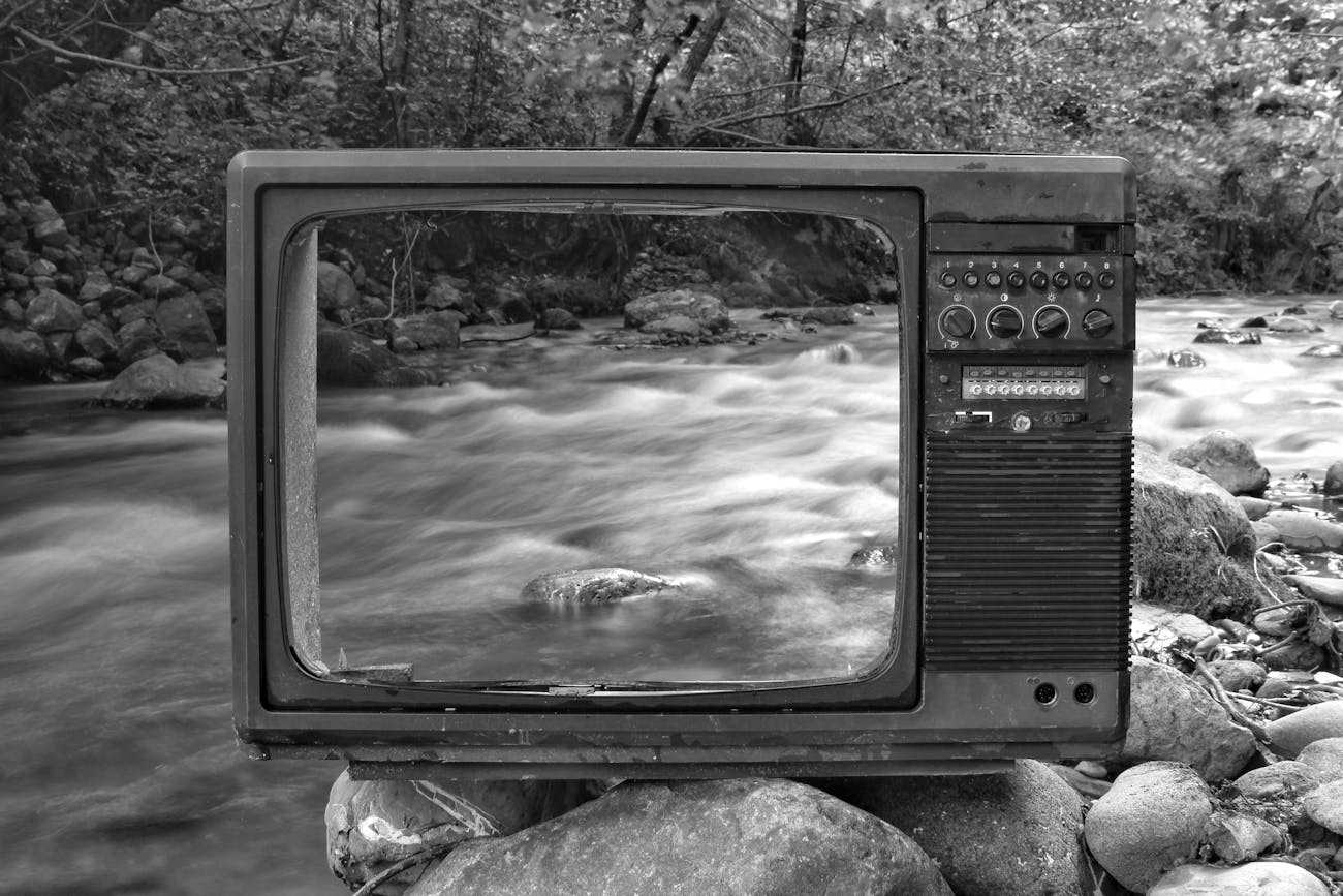 Canlı TV İzle - Ücretsiz Yayın Akışı ve Programları